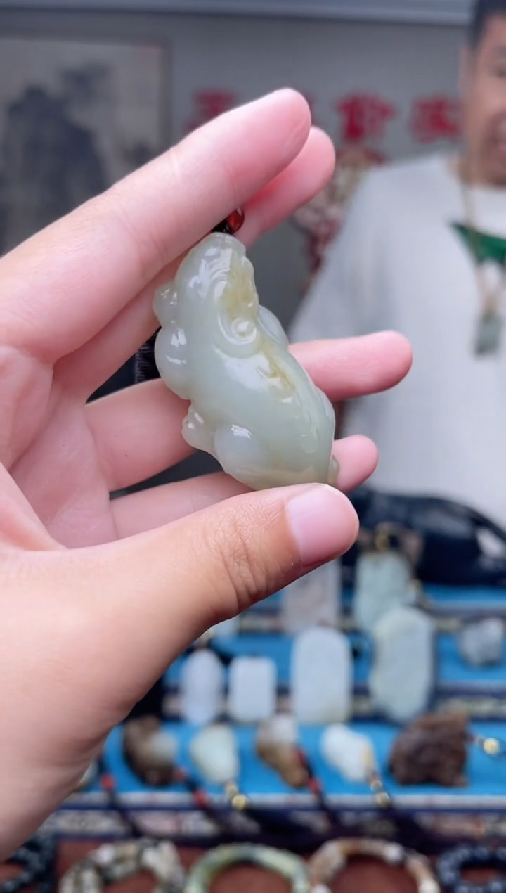 和田玉未镶嵌挂件1