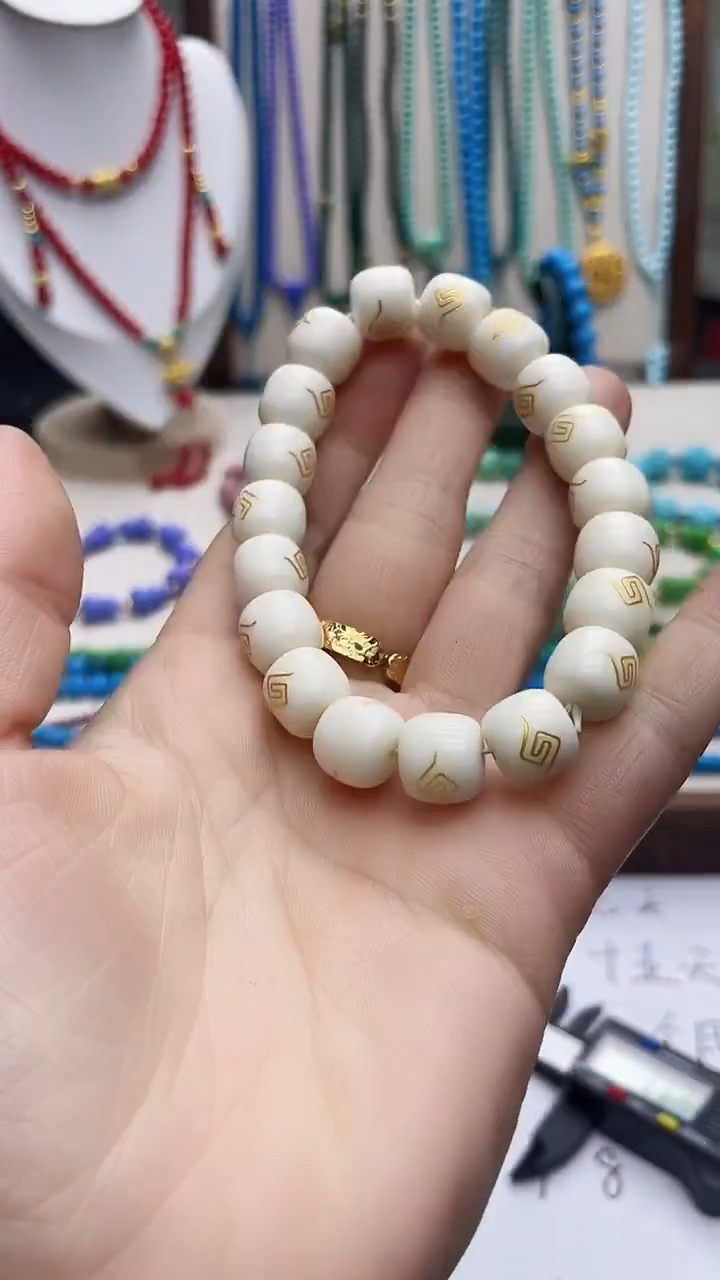 珍藏特色绿色高瓷