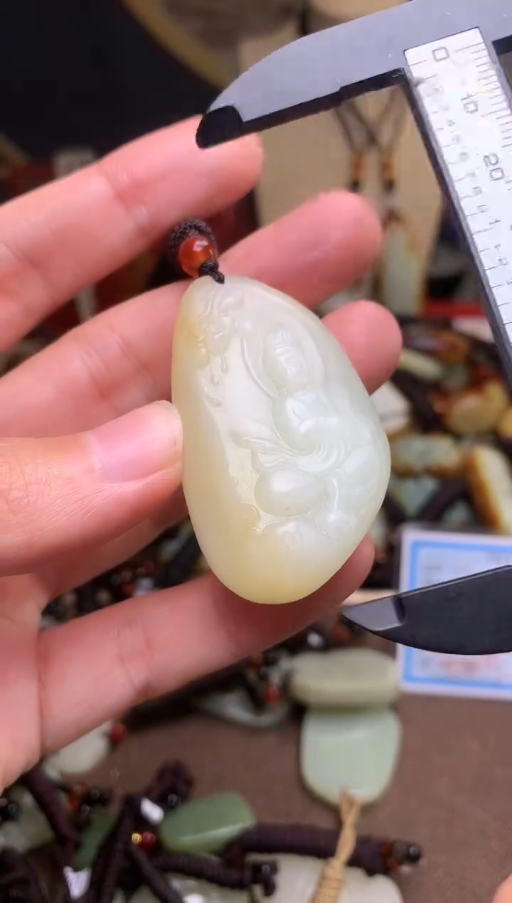 颈饰未镶嵌和田玉新疆料青海料清水和田玉吊坠