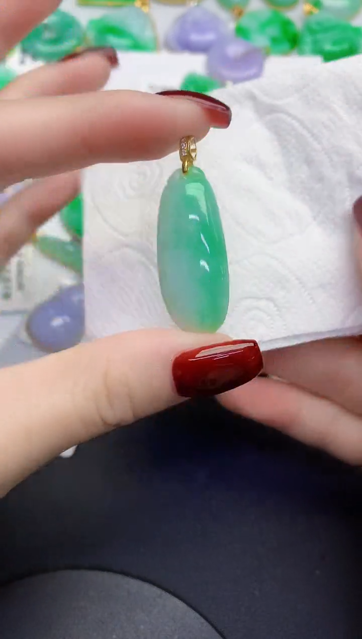 颈饰未镶嵌翡翠缅甸天然翡翠A货