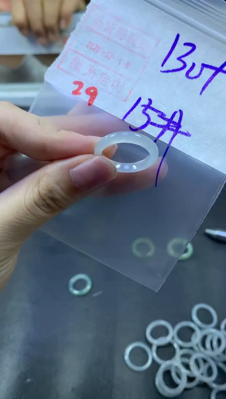 【闪购商品】定制翡翠未镶嵌戒圈15#140毛货需精细抛光