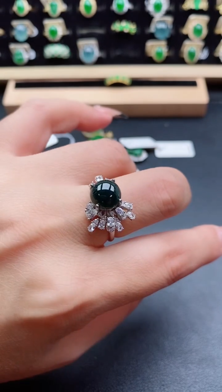 银S925镶嵌戒指翡翠1