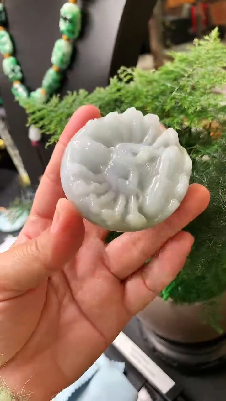 【闪购商品】翡翠颈饰未镶嵌挂件