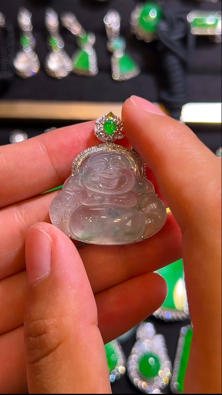 未镶嵌戒指翡翠吊坠