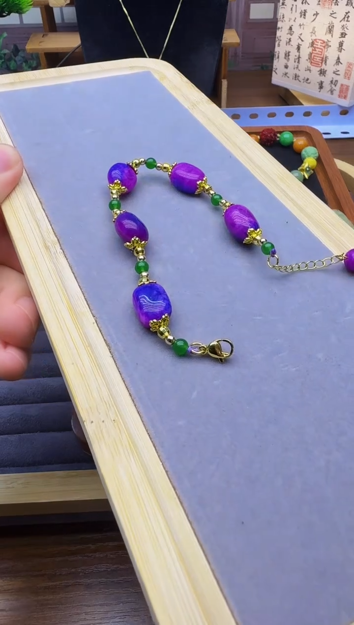 14K金镶嵌苏纪石（舒俱来）手链S564