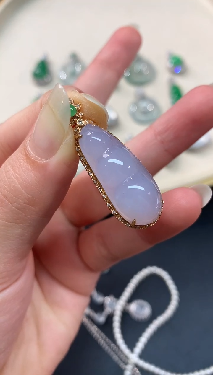 【闪购商品】翡翠吊坠(不含链)18K金镶嵌A176|3800