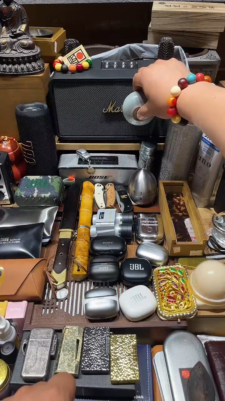 瓷片闪购商品 如图所示