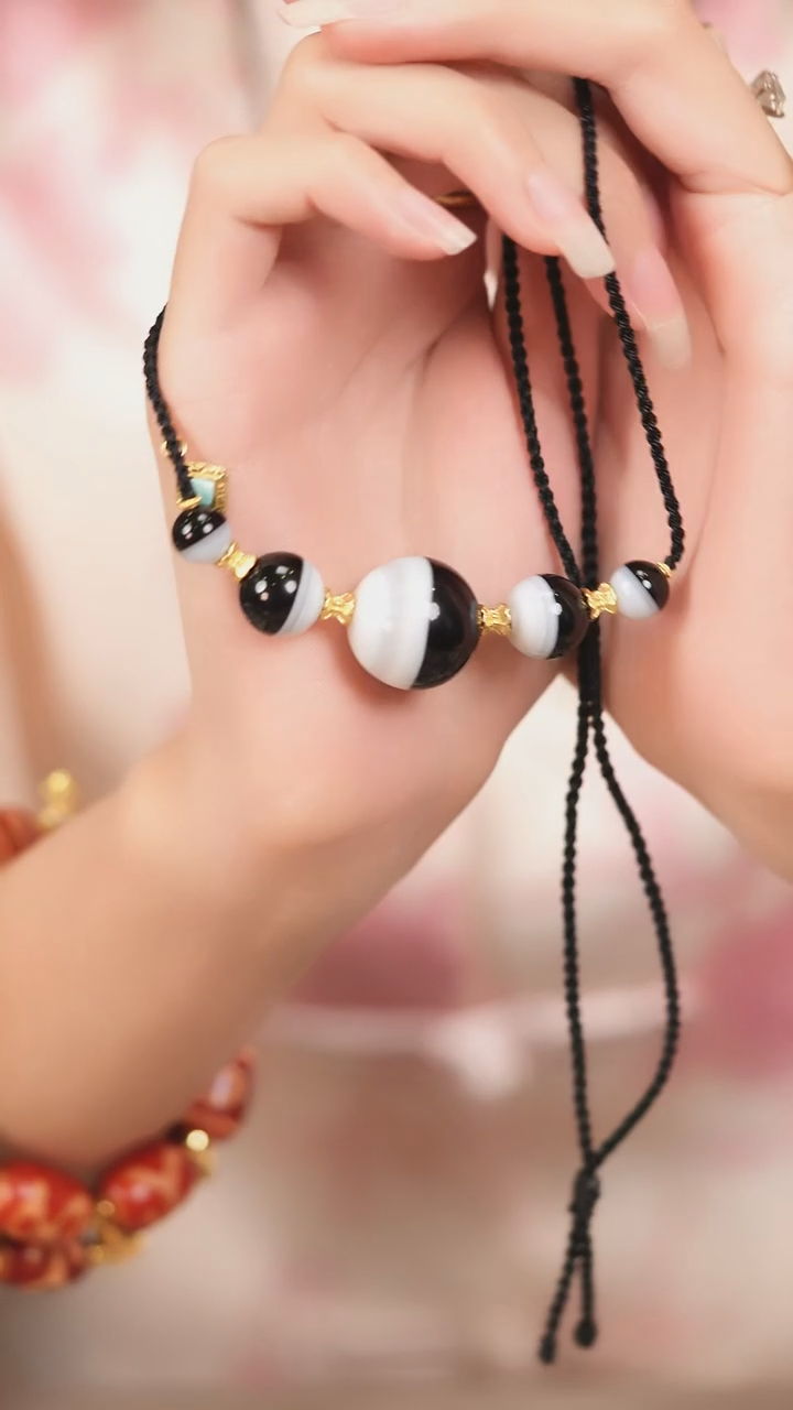 玛瑙/玉髓颈饰未镶嵌传世珠宝