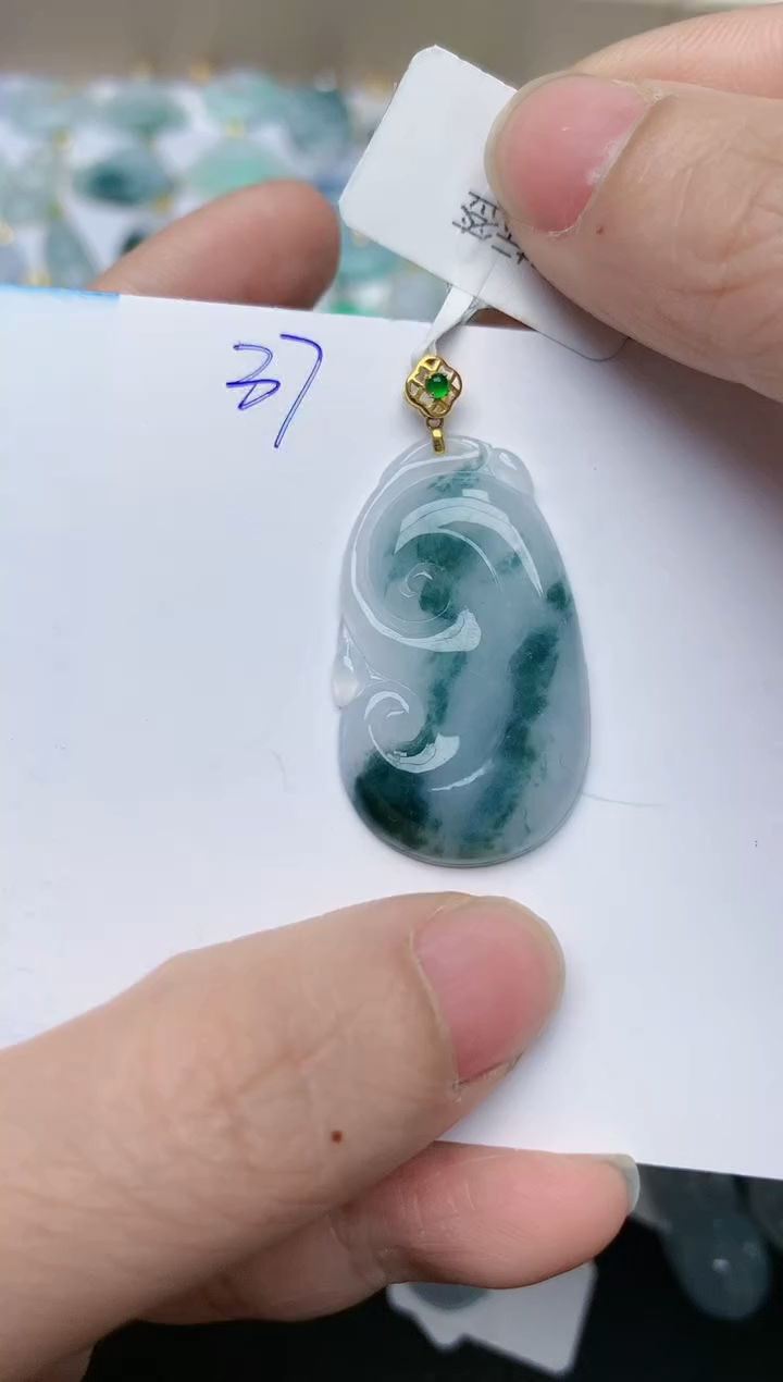 【闪购商品】翡翠颈饰18K金镶嵌天然翡翠A货    37