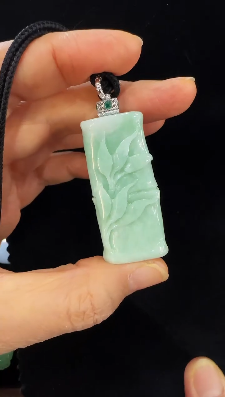 颈饰未镶嵌翡翠国风