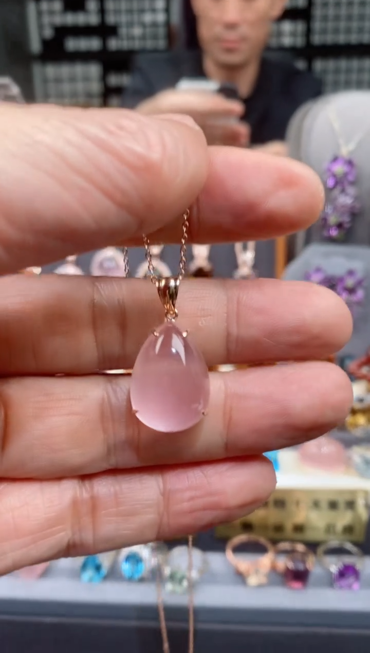 【闪购商品】芙蓉石吊坠18K金镶嵌芙蓉石吊坠 不含链