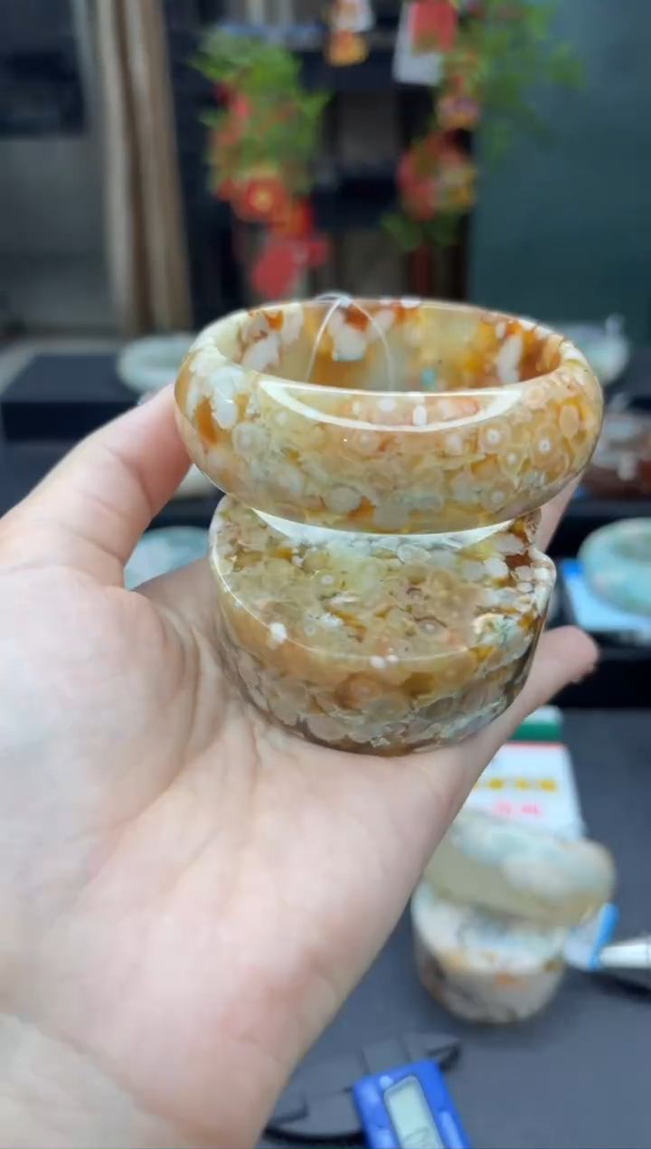 【闪购商品】石英质玉手镯未镶嵌924（62圈赠送镯心）