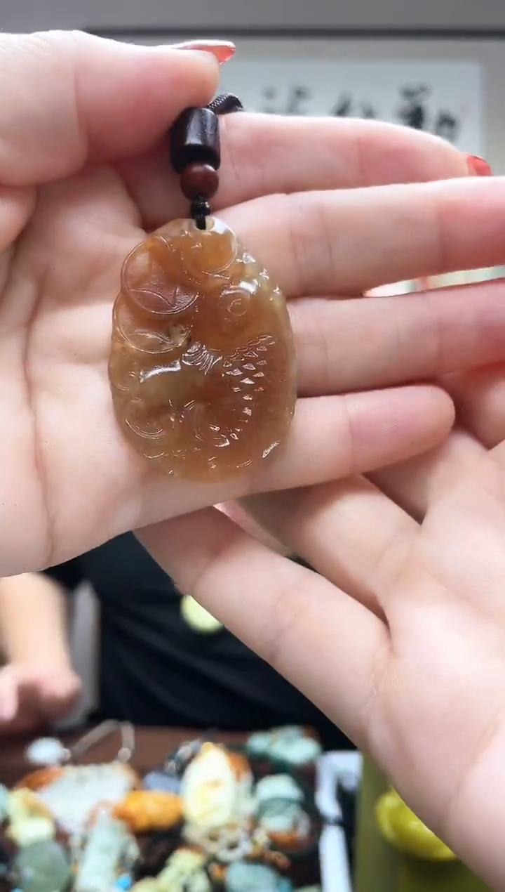 未镶嵌岫玉吊坠·