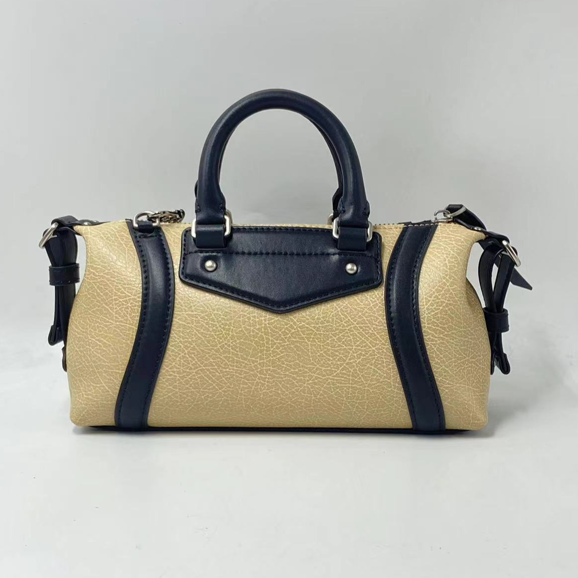 LQ-WITH-QUEEN真皮女包手提斜挎枕头杏色 0602