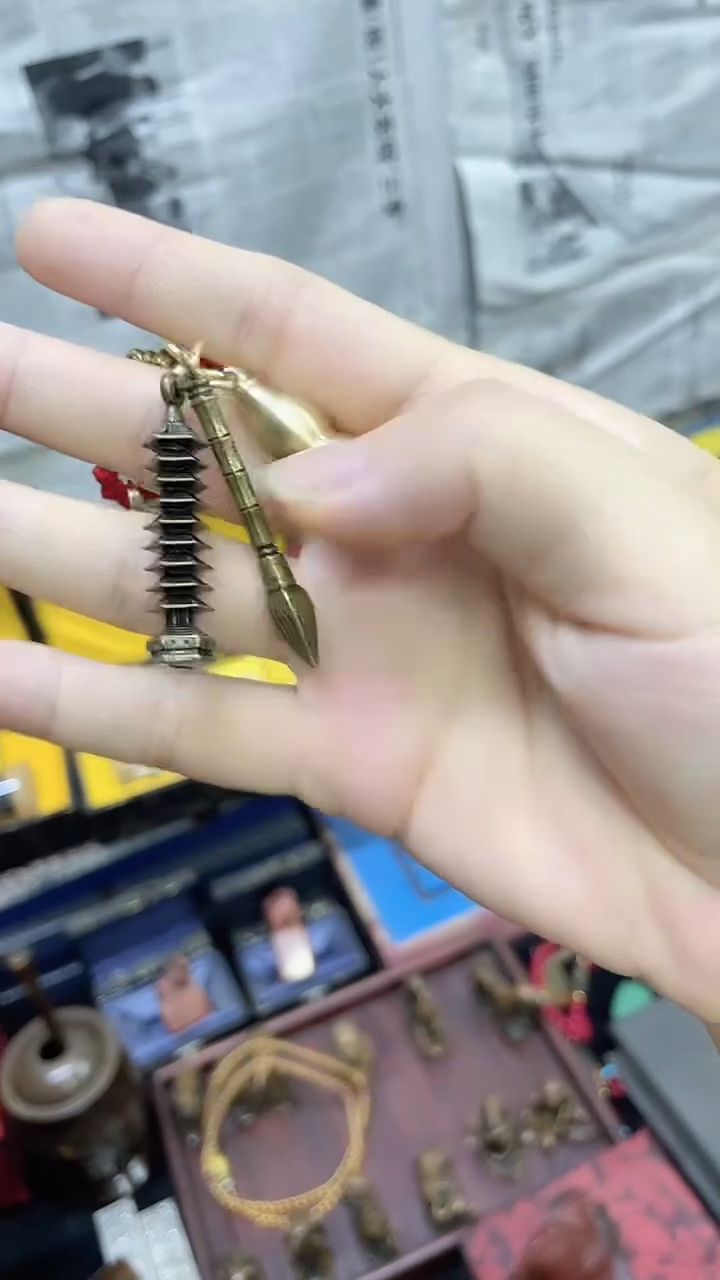 摆件主播推荐如图所示