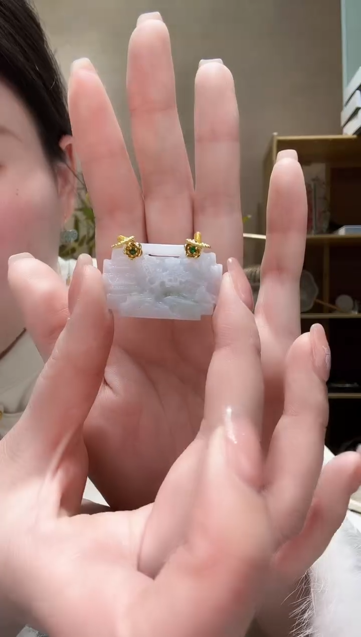 【闪购商品】翡翠颈饰未镶嵌吊坠