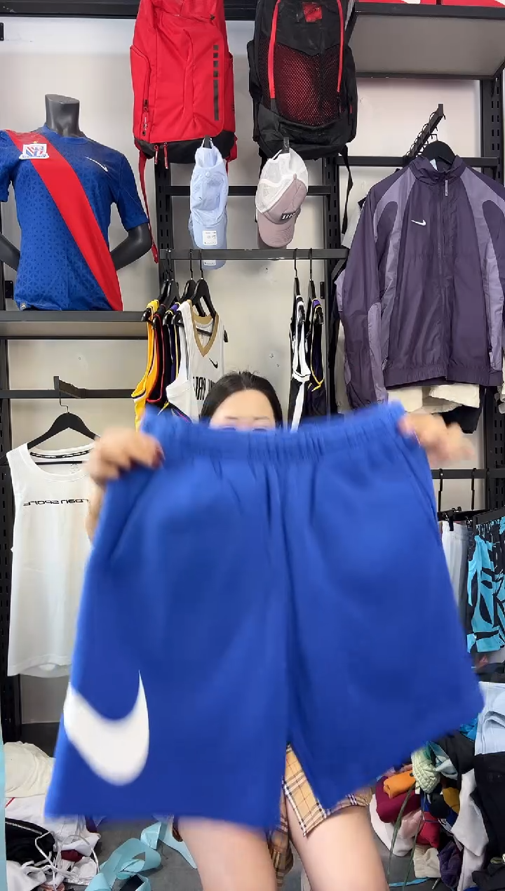 309  ·编码 瑕疵款以直播间过款为准 尺码·175 L