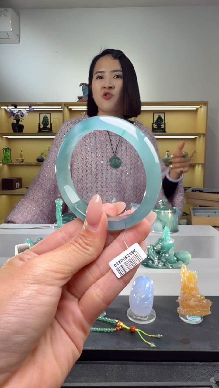 未镶嵌手镯翡翠54圈