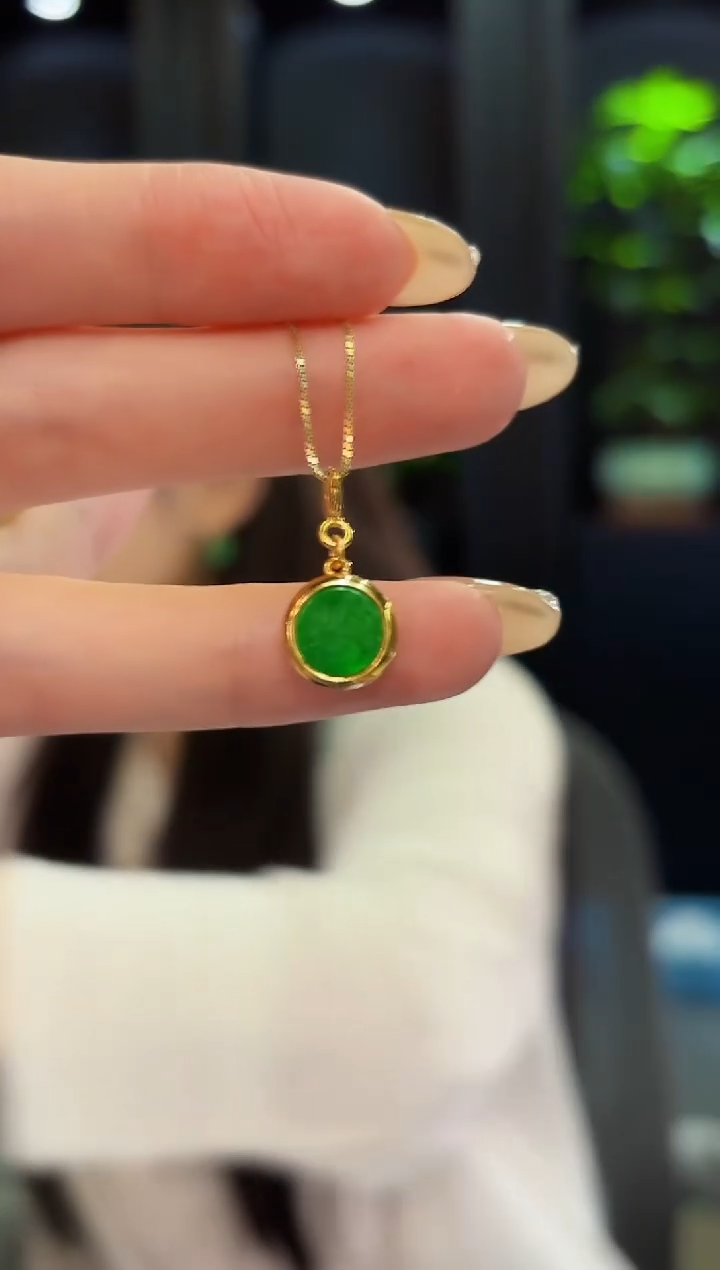 翡翠未镶嵌吊坠(不含链)u缅料A货/多样性发货/一件