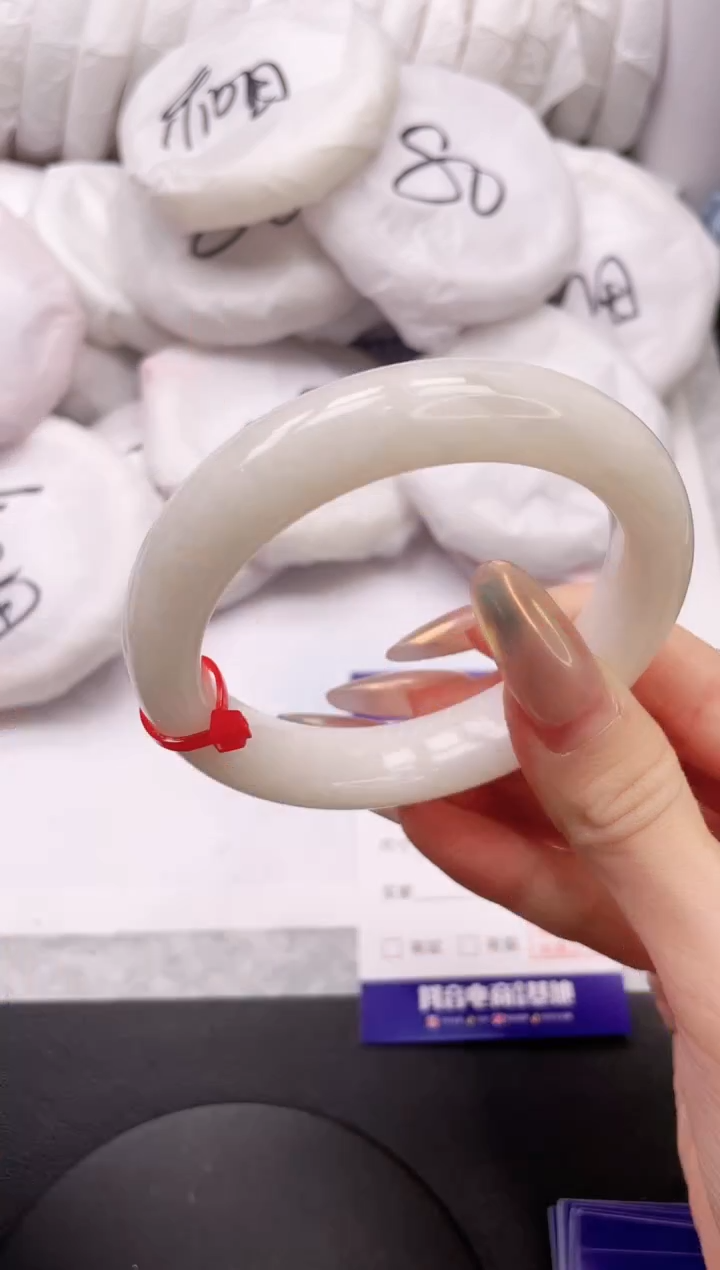 【闪购商品】和田玉手镯未镶嵌12K420-58