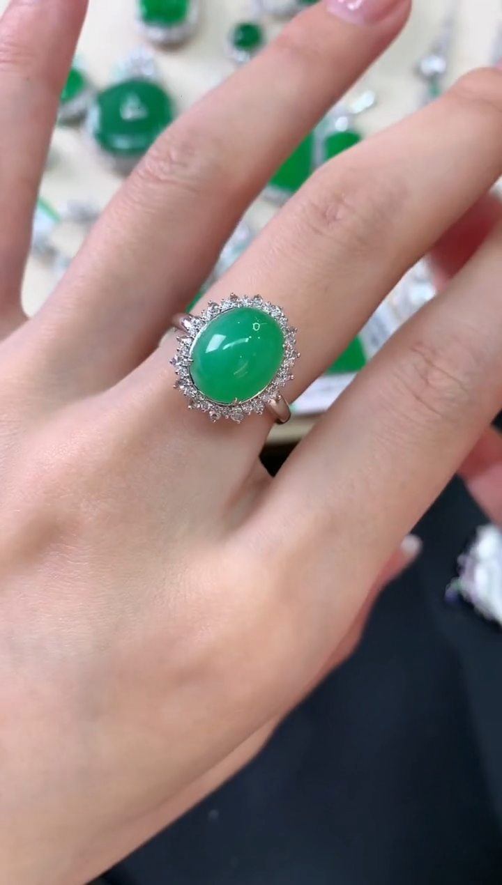 【闪购商品】翡翠戒指18K金镶嵌A323|9800