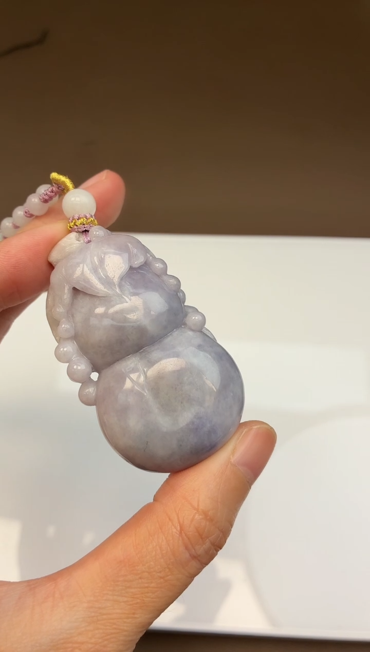 颈饰未镶嵌翡翠牌子