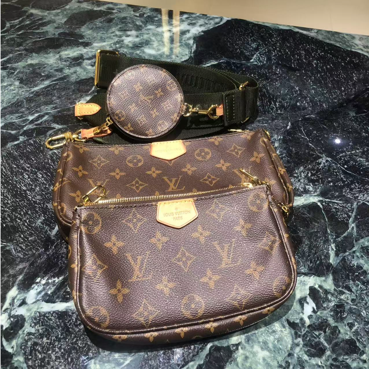95新 LouisVuitton/路易威登 lv老花五合一绿肩带（YH）