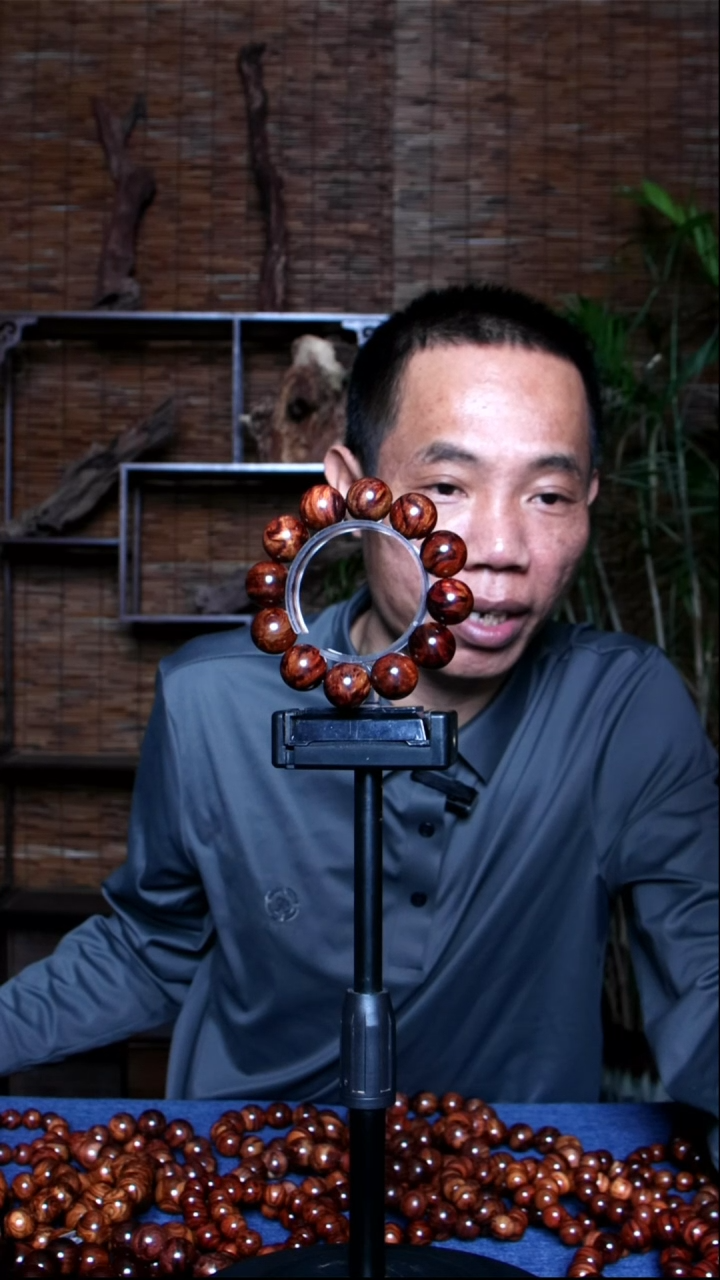 木质类设*海南黄花梨30.