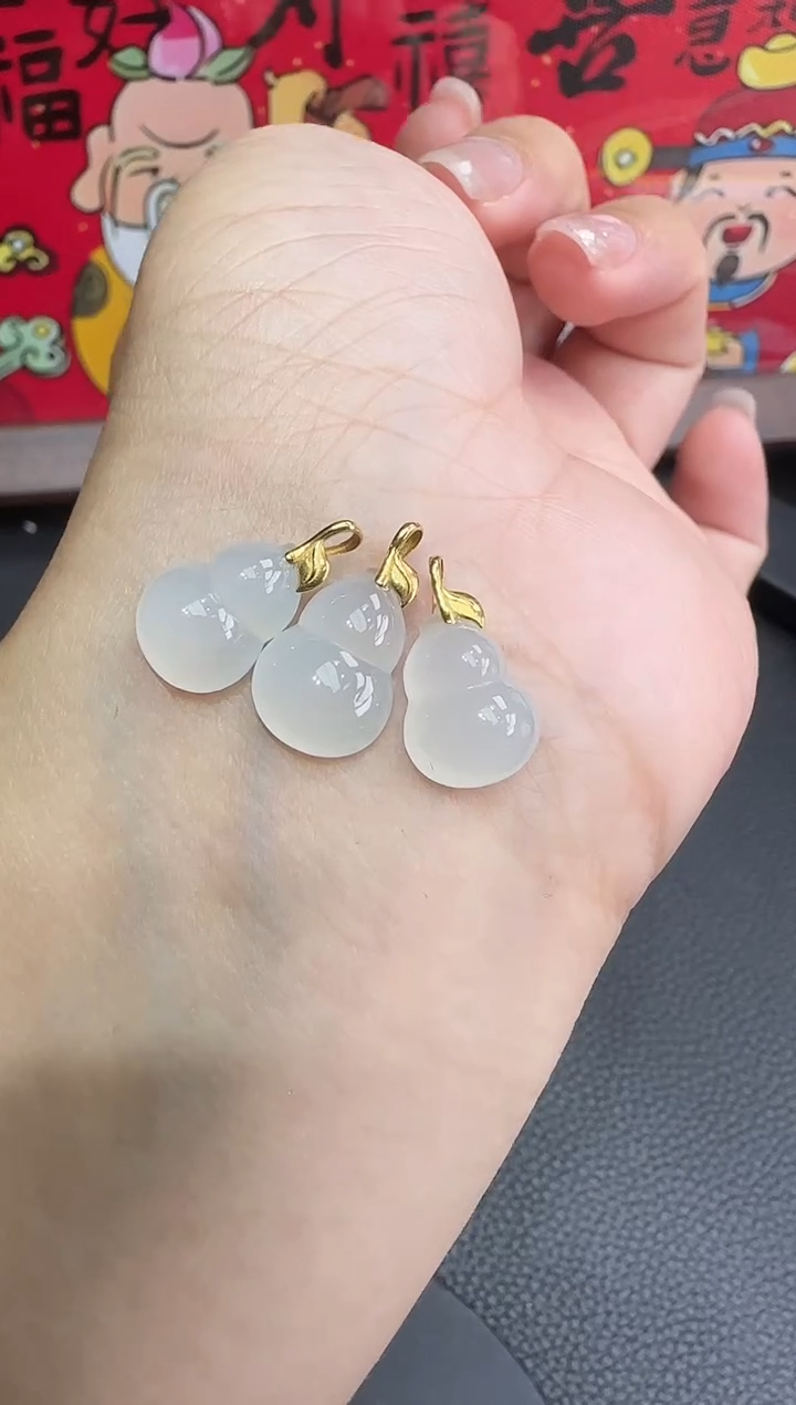 吊坠(不含链)18K金镶嵌翡翠葫芦-123多样性发货其一