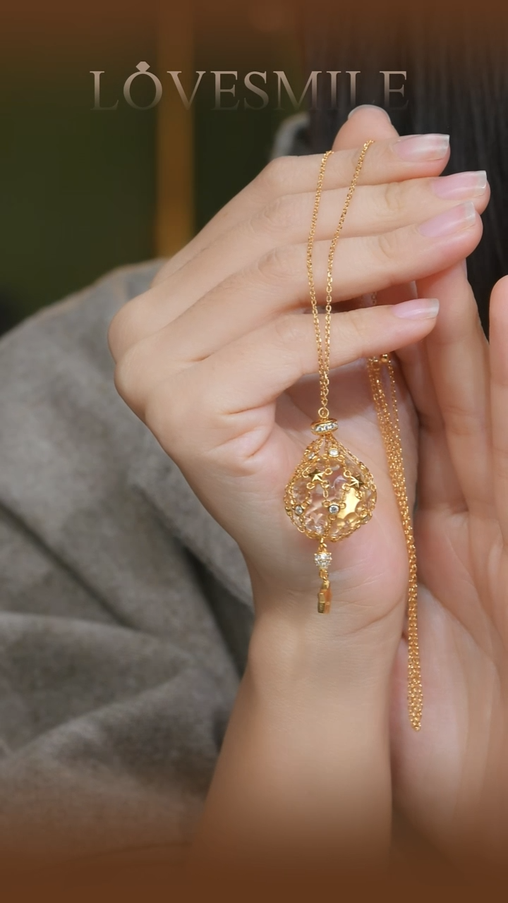 吊坠(赠链)未镶嵌水晶032