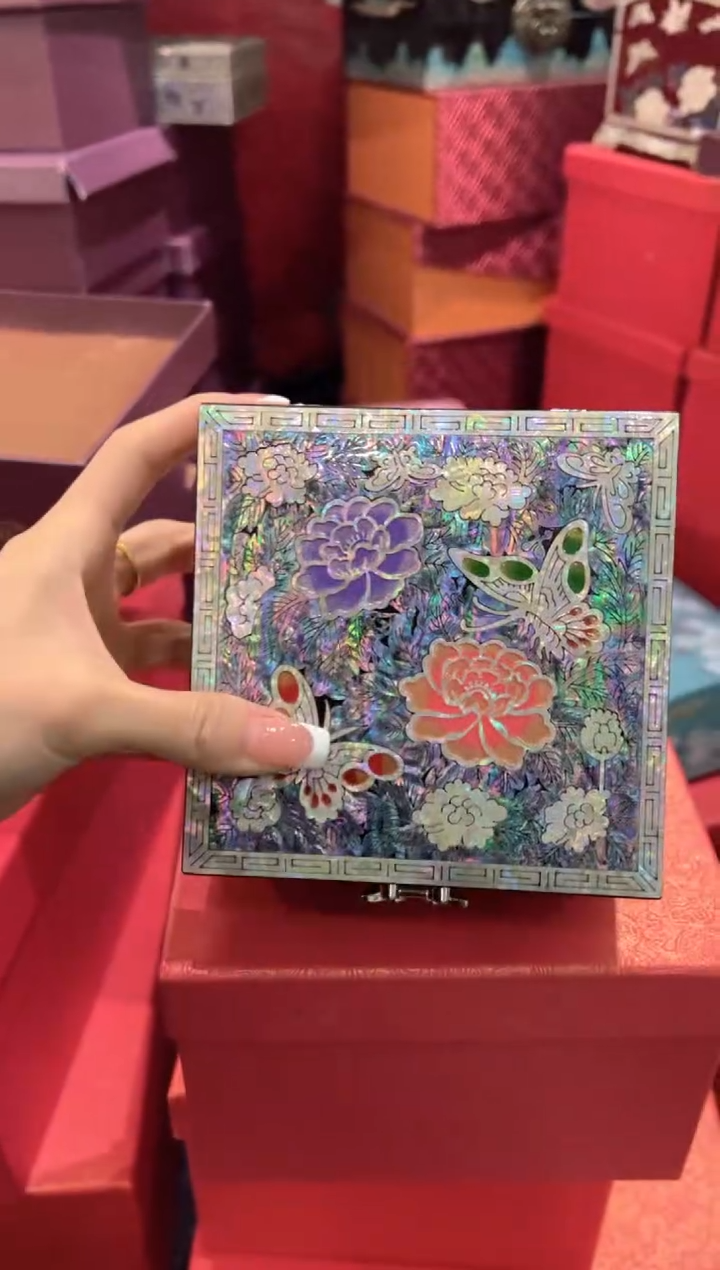 【闪购商品】微瑕不退不换黑底.弘贝雅螺钿漆器文化馆