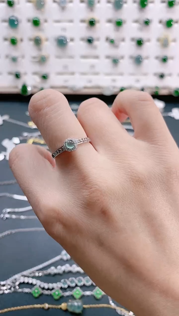 【闪购商品】翡翠戒指银S925镶嵌天然翡翠