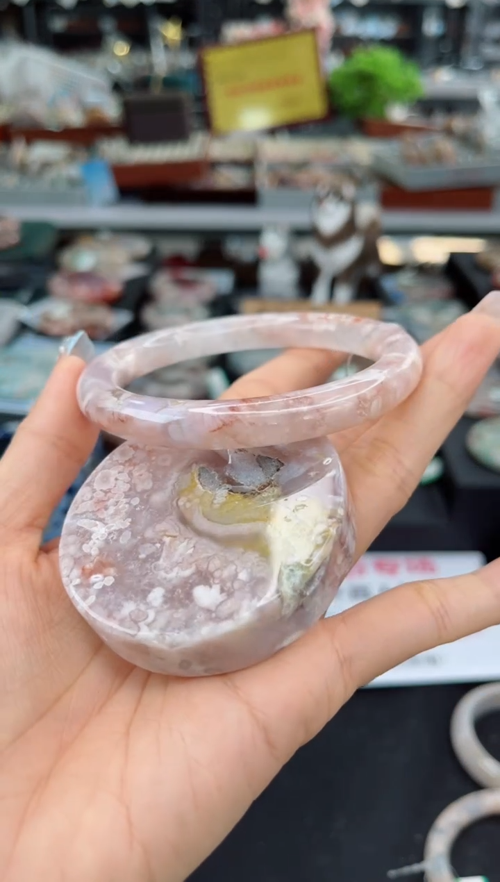 【闪购商品】石英质玉手镯未镶嵌62圈口（赠品镯心）1751607