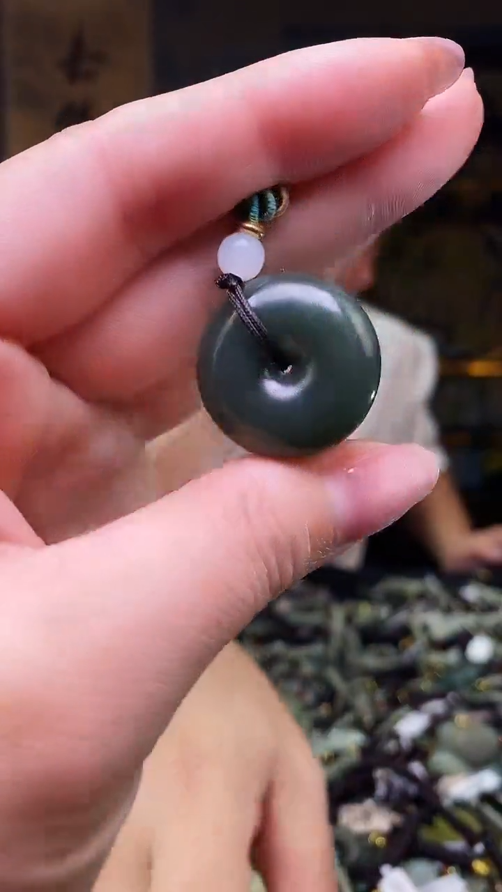 颈饰未镶嵌和田玉多样性发货，拍一发一