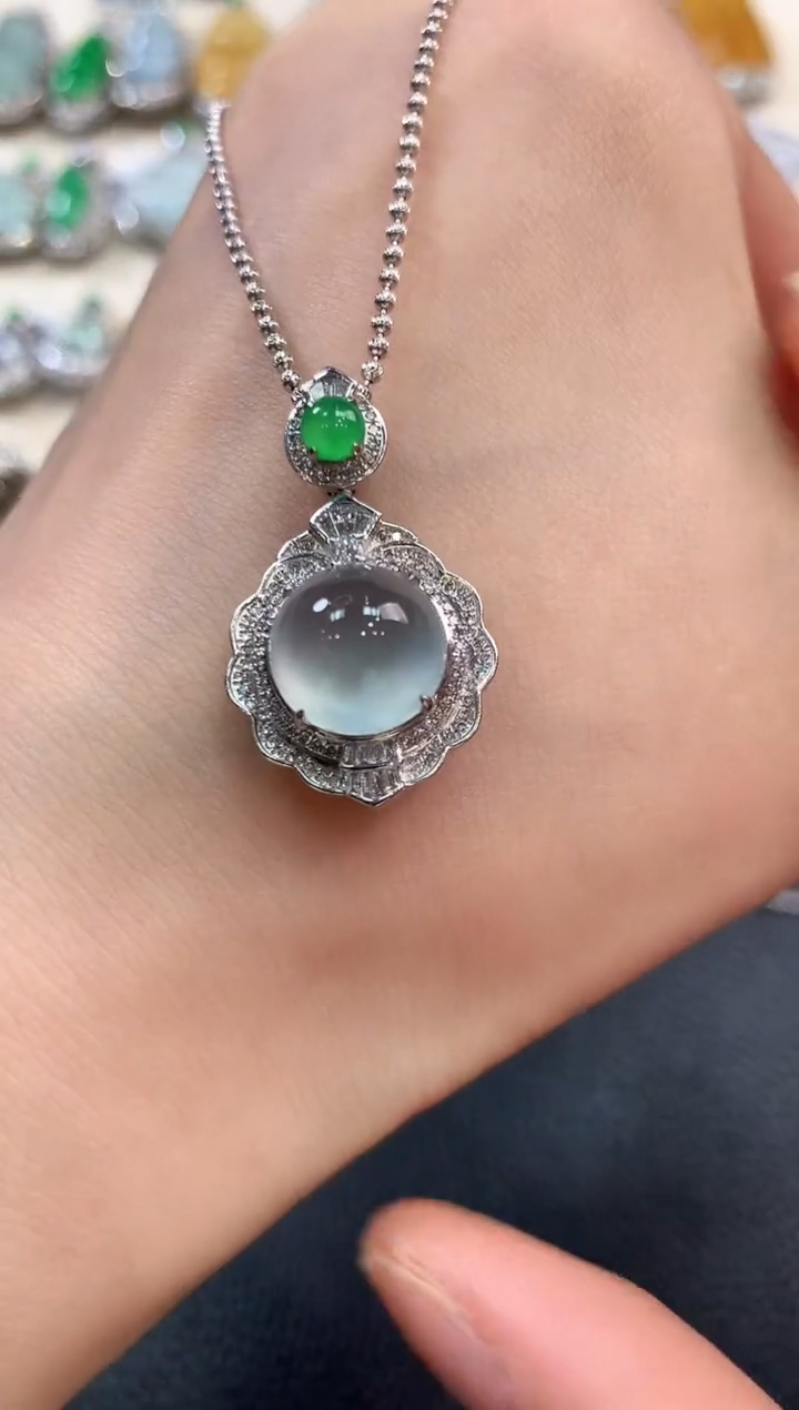 【闪购商品】翡翠吊坠(不含链)18K金镶嵌n59       