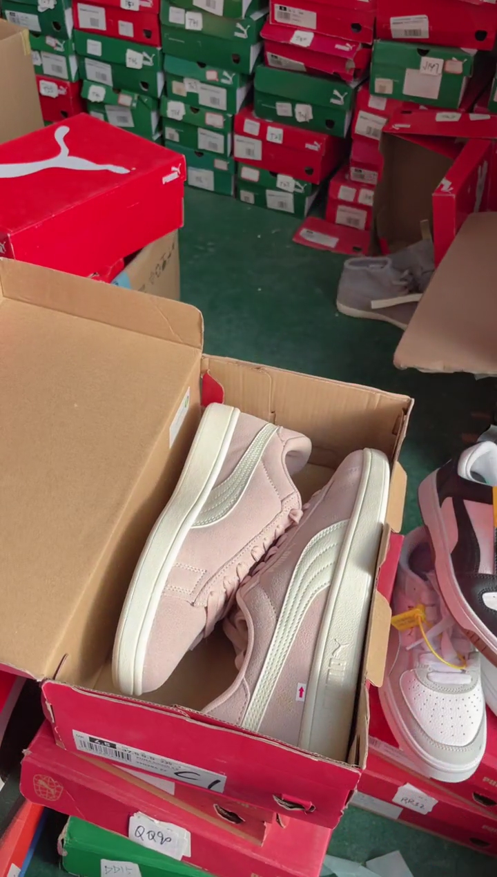 彪马时尚休闲运动鞋37.5M  EE48