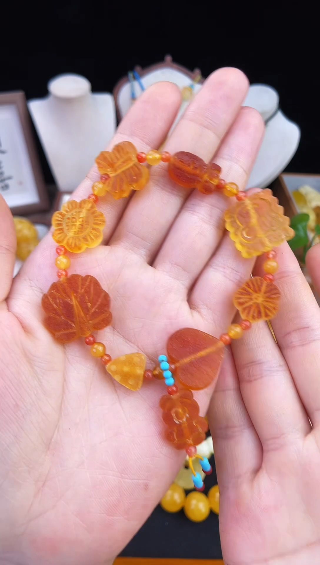 琥珀未镶嵌珠宝奇石柒月