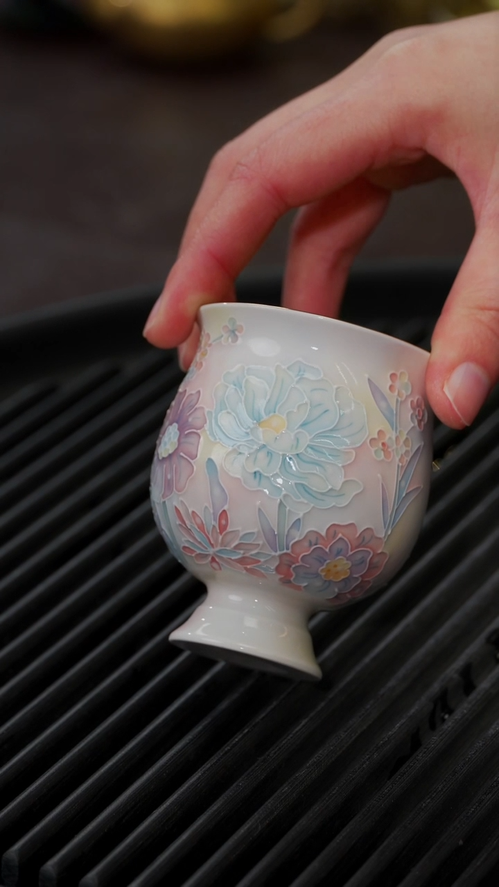 【闪购商品】杯【宜景窑梦幻花神光面金】小高足杯子