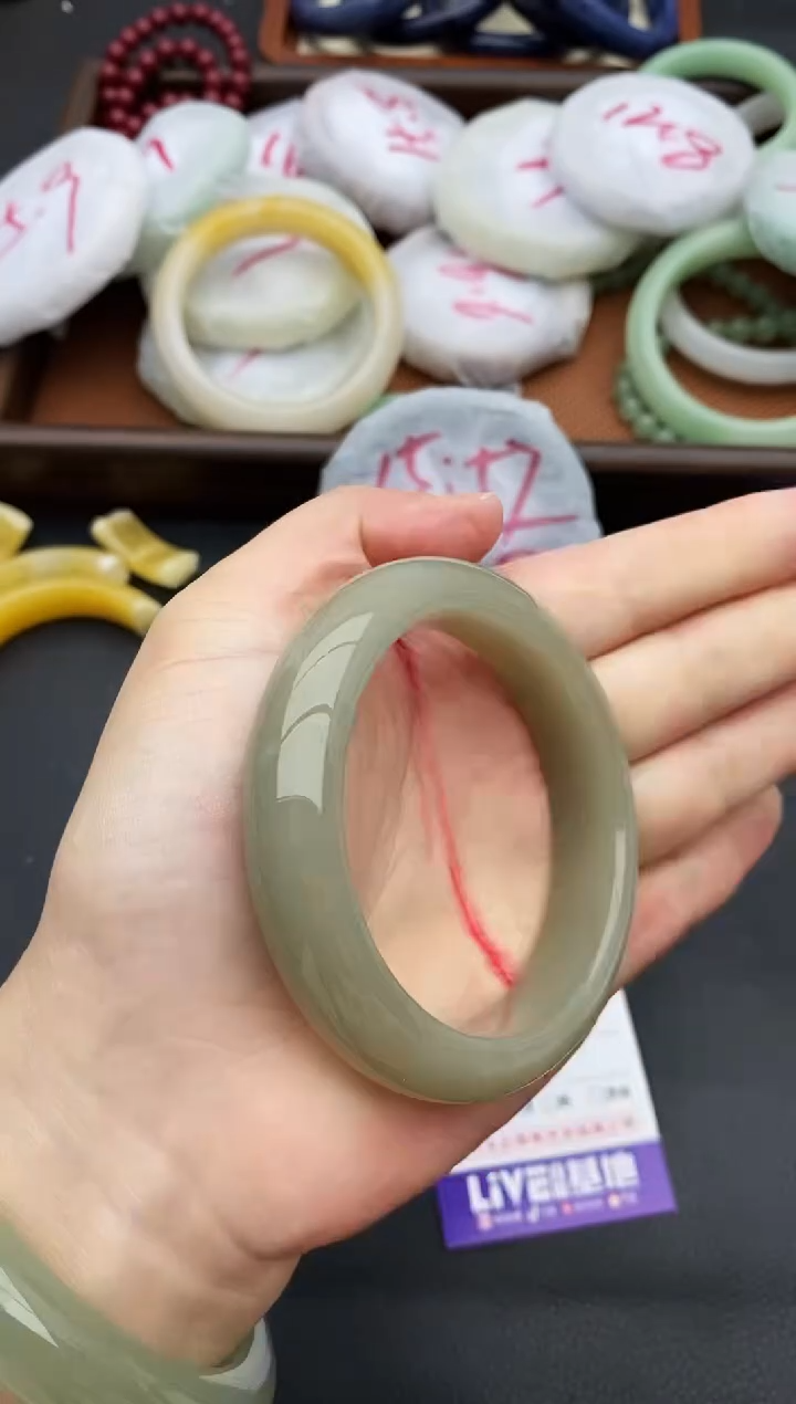 未镶嵌手镯石英质玉84+55/56