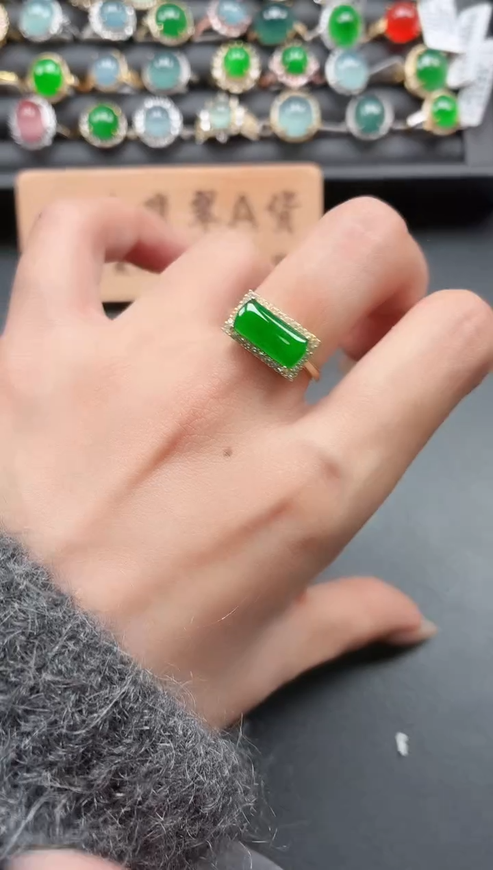 银S925镶嵌戒指翡翠1111