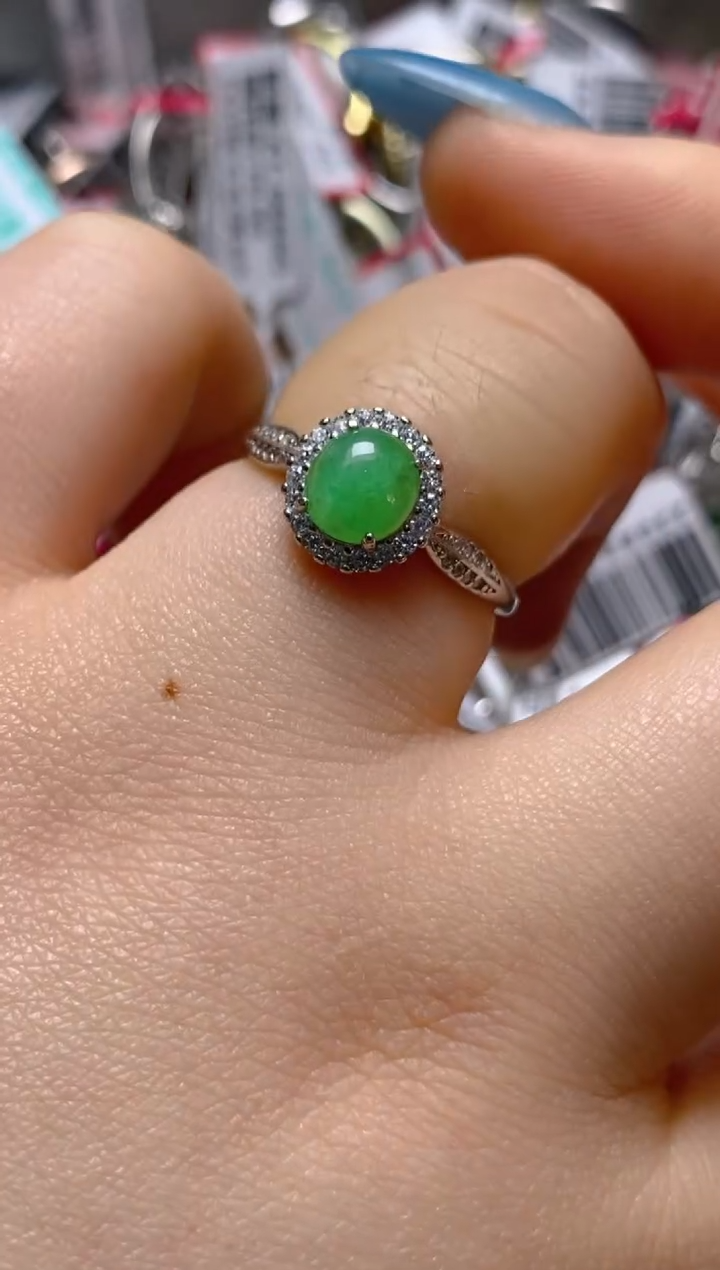 银S925镶嵌戒指翡翠百内无证书