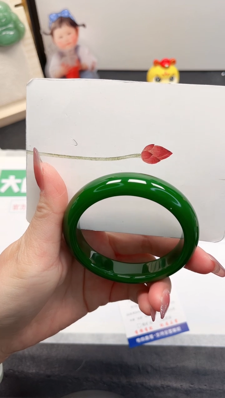 【闪购商品】石英质玉手镯未镶嵌21-57.6