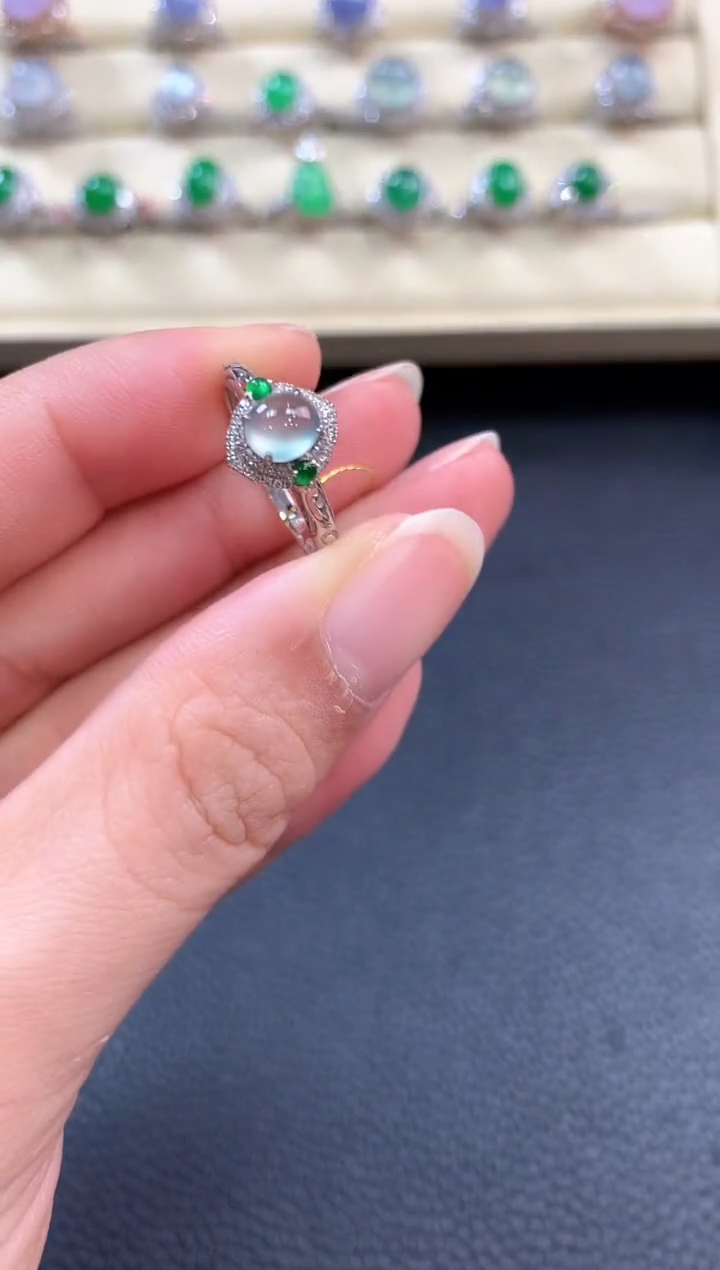 【闪购商品】翡翠戒指18K金镶嵌b14多样性一件发货