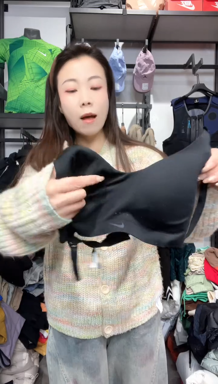 1138闪购编码  运动卫衣裤以直播间过款为准 尺码. M