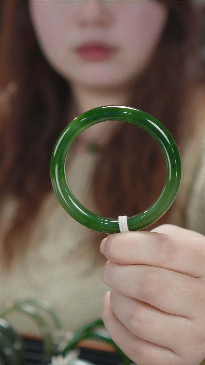 【闪购商品】和田玉手镯未镶嵌15天然和田玉手镯拍一发一54