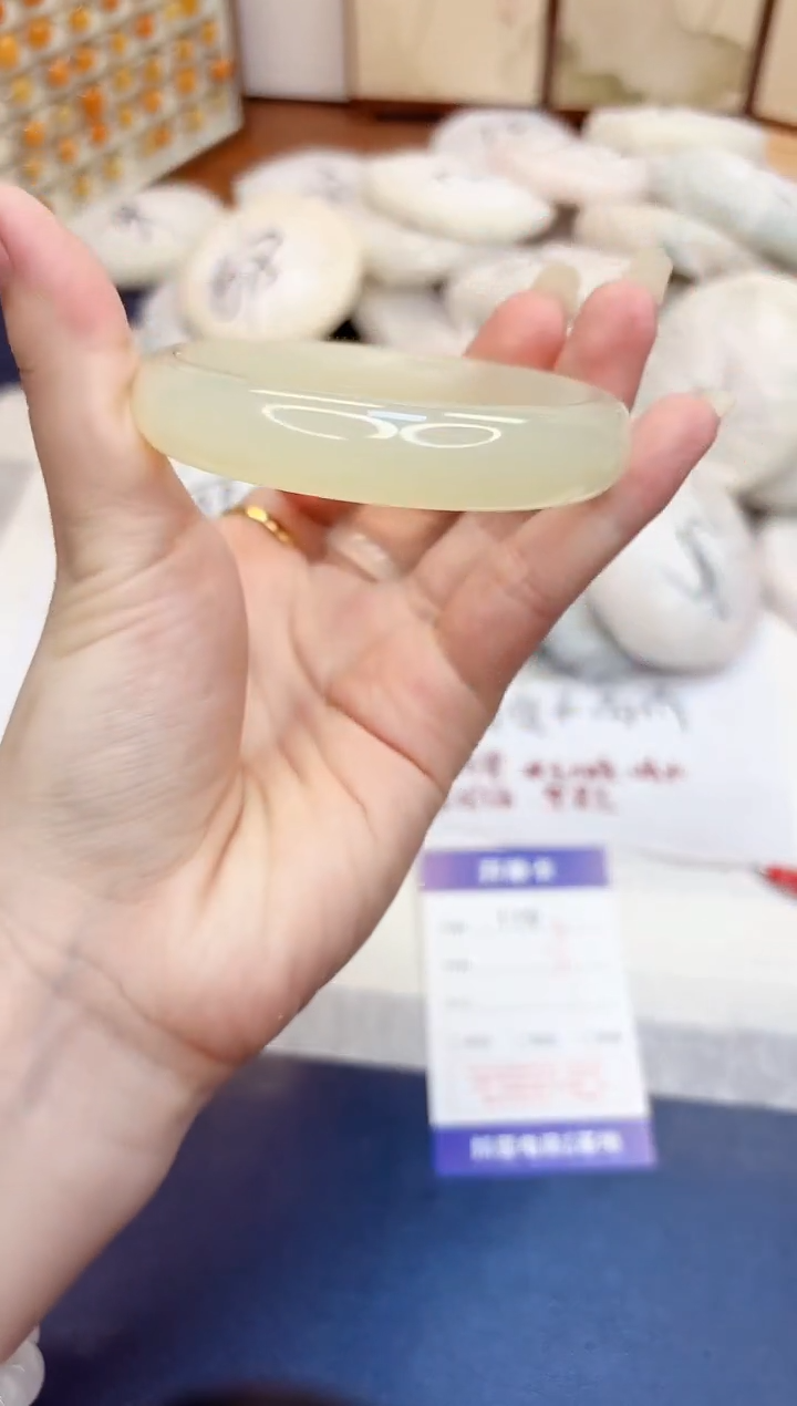 石英质玉手镯未镶嵌116-晴水-圈口56