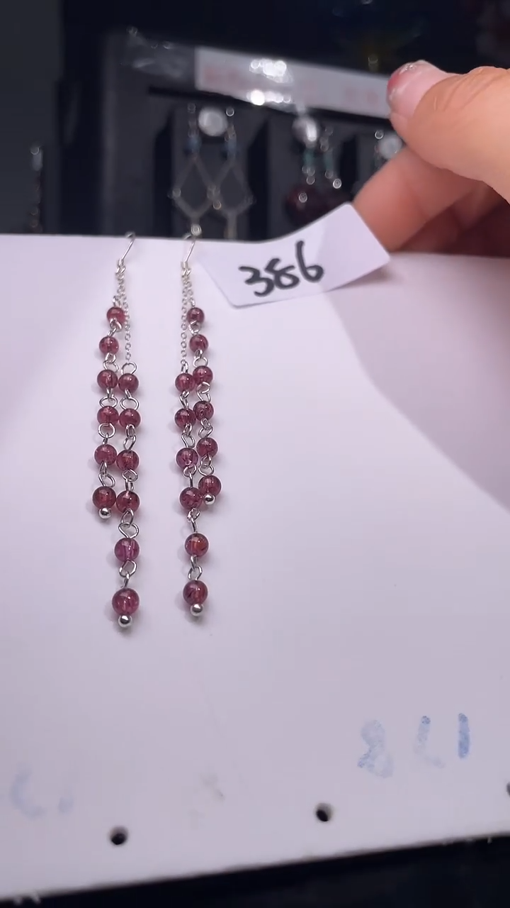 未镶嵌耳饰石榴石喜欢拍