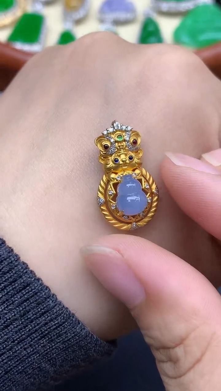 颈饰18K金镶嵌翡翠242-中国好珍宝