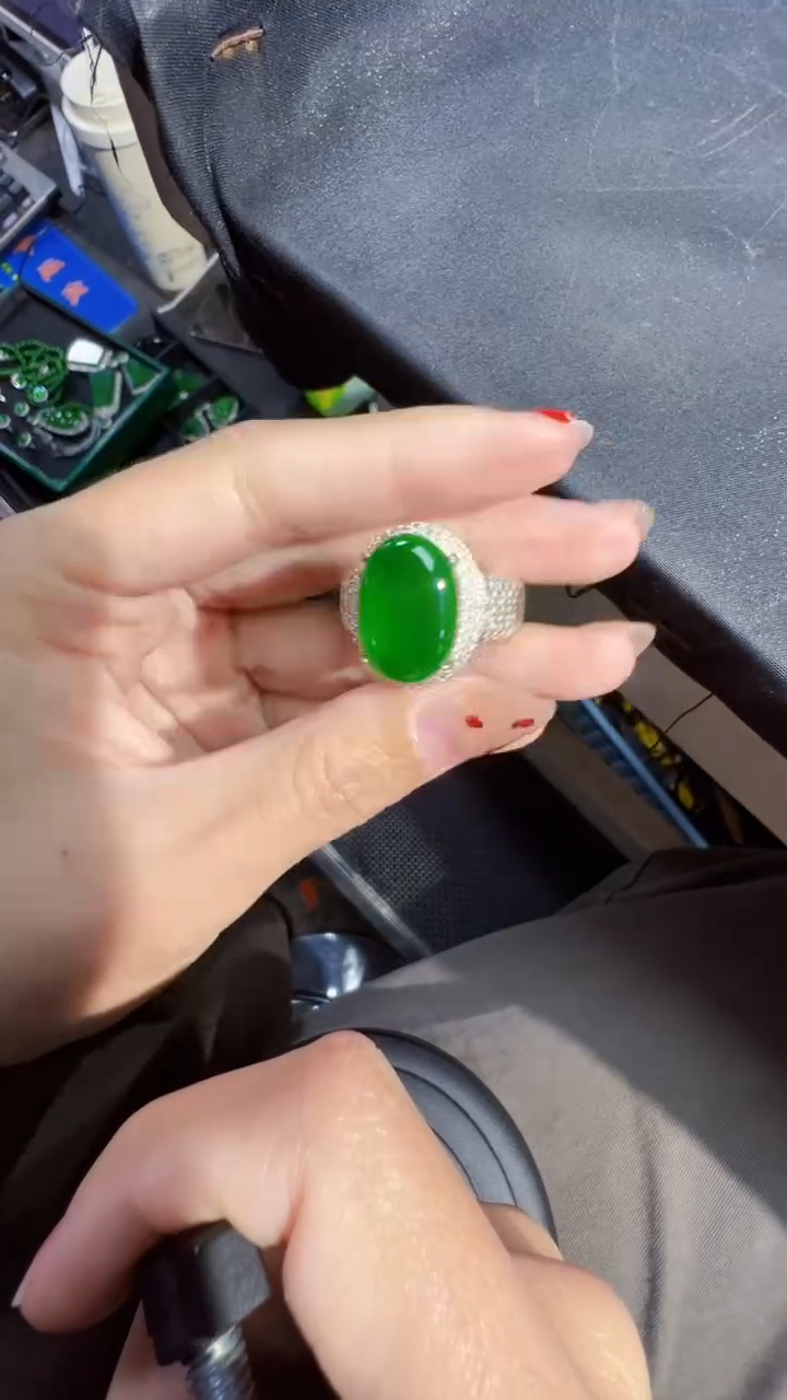 【闪购商品】定制翡翠未镶嵌蛋面1