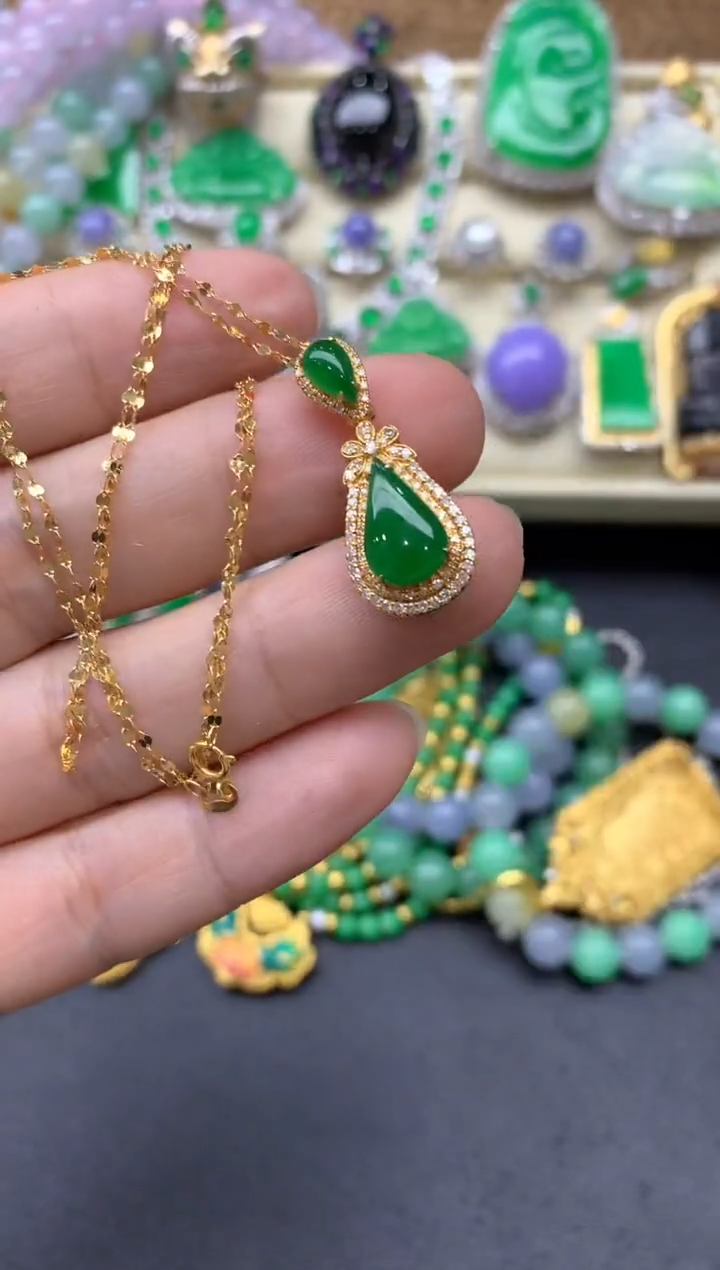 【闪购商品】翡翠颈饰18K金镶嵌540-中国好珍宝